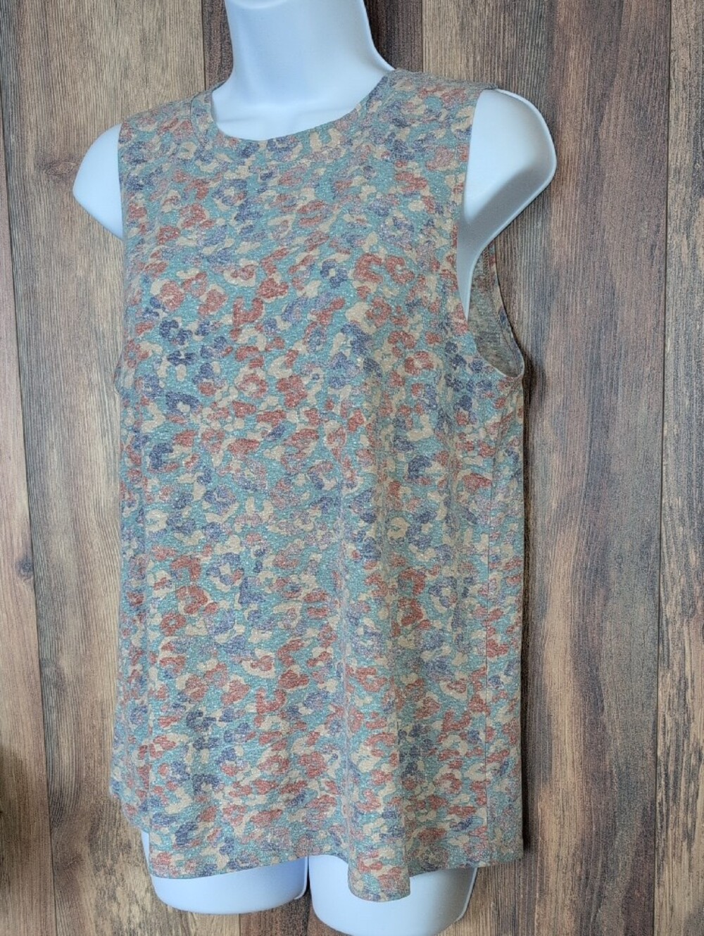 twenty second 22nd Multicolor Abstract Pilled Sleeveless Tank M            774A